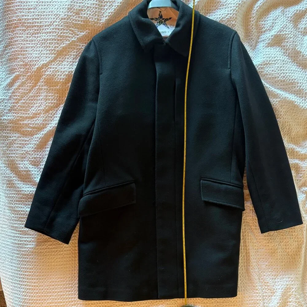 Banana Republic Men’s Navy Wool Cashmere Coat Size L